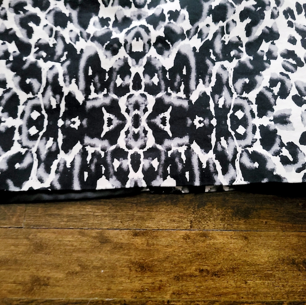 Womens pencil skirt - Picture 3 of 5